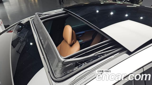 Mercedes-Benz E-Class 2024 — Şəkil 19/20