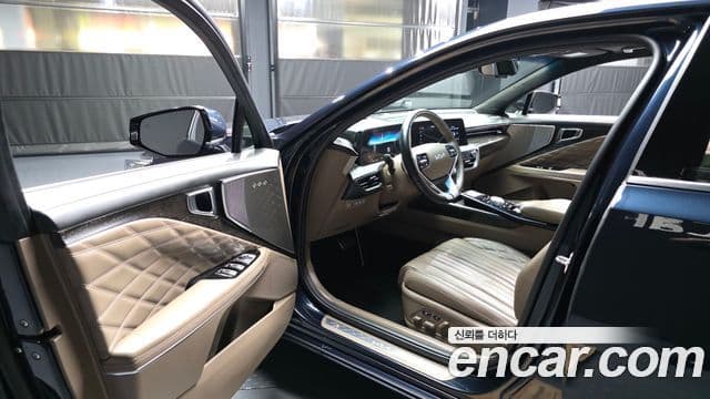 Kia K8 2022 — фото 10 из 20