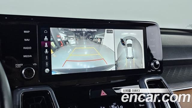 Kia Sorento 2022 — фото 14 из 20