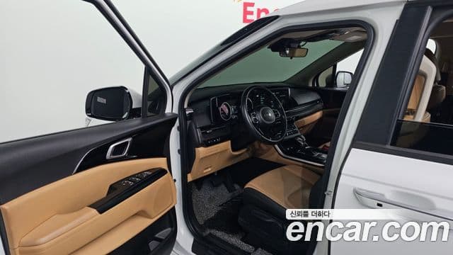 Kia Carnival 2021 — Фото 10/20