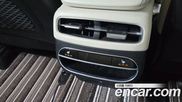 Genesis GV70 2021 — фото 20 из 20