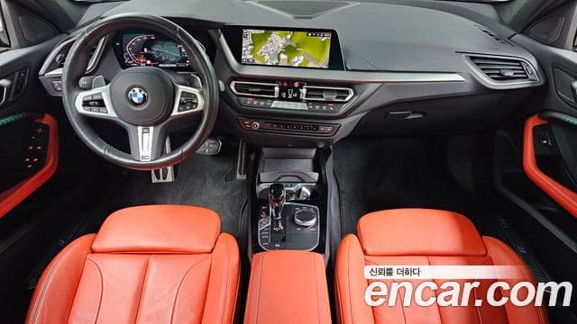 BMW 1 Series 2022 — Şəkil 7/20