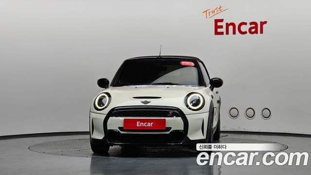 Mini Cooper S Convertible 2022 — Фото 3/20