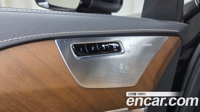 Volvo XC90 2019 — ფოტო 20/20