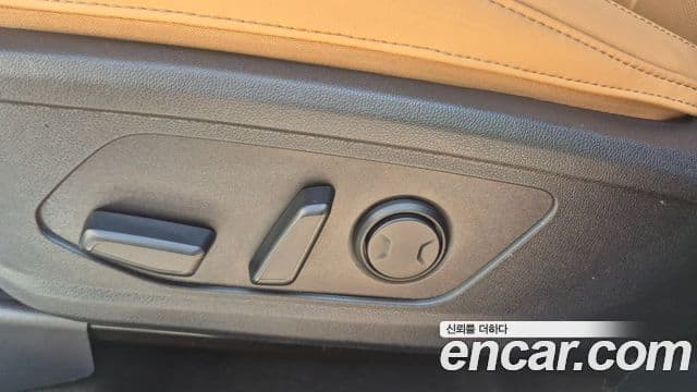 Kia Sorento 2021 — Фото 18/20