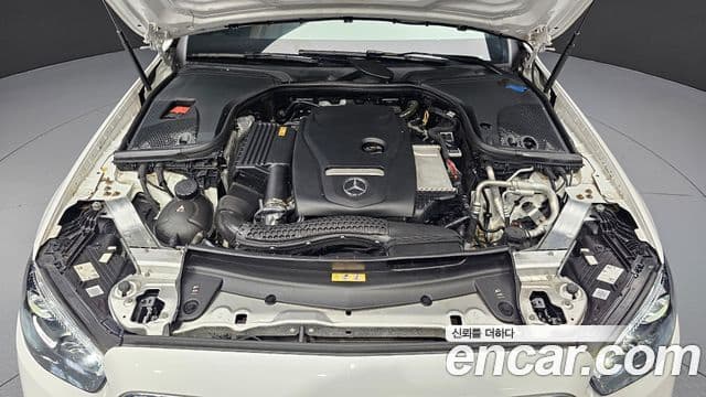 Mercedes-Benz E-Class 2022 — Şəkil 6/20