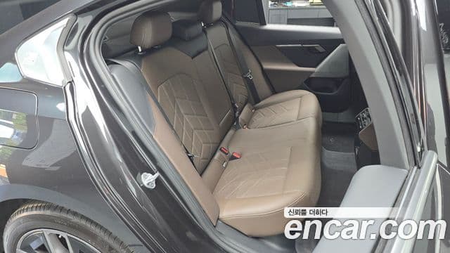 BMW 5 Series 2025 — ფოტო 11/20