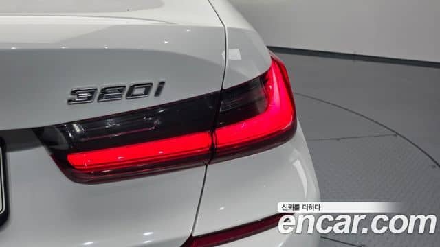 BMW 3 Series, 2021