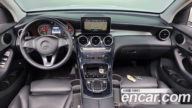 Mercedes-Benz GLC-Class 2018 — Şəkil 7/20