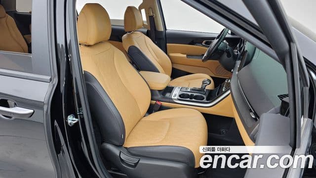 Kia Carnival 2022 — Şəkil 11/20