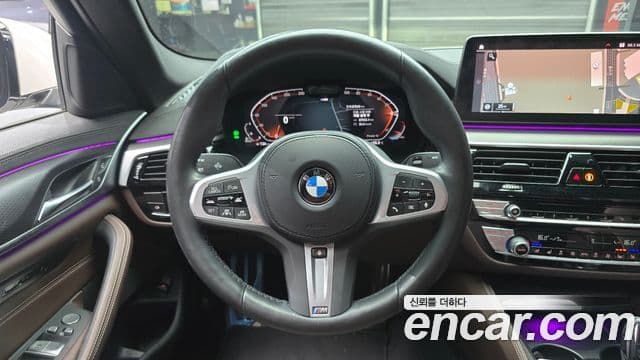 BMW 5 Series 2023 — ფოტო 12/20