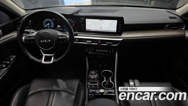 Kia K5 2022 — Şəkil 9/20