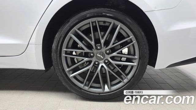 Genesis G70 2018 — Photo 3/30