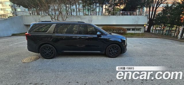 Kia Carnival 2024 — Фото 5/15