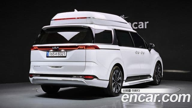 Kia Carnival 2022 — ფოტო 1/20