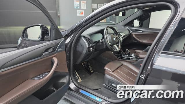BMW X4 2021 — Şəkil 10/20