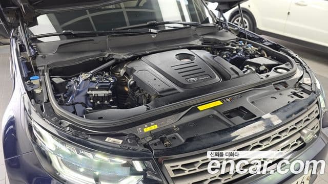 Land Rover Discovery 5 2018 — Şəkil 6/20