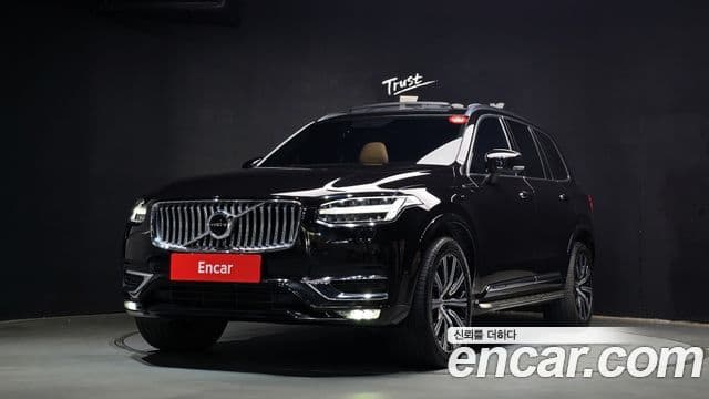 Volvo XC90 2020 — ფოტო 1/20