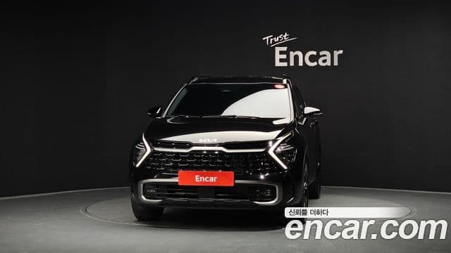 Kia Sportage 2023 — ფოტო 3/20