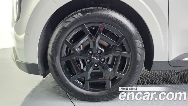 Kia Carnival 2025 — фото 5 из 20