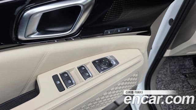 Kia Carnival 2025 — фото 20 из 20