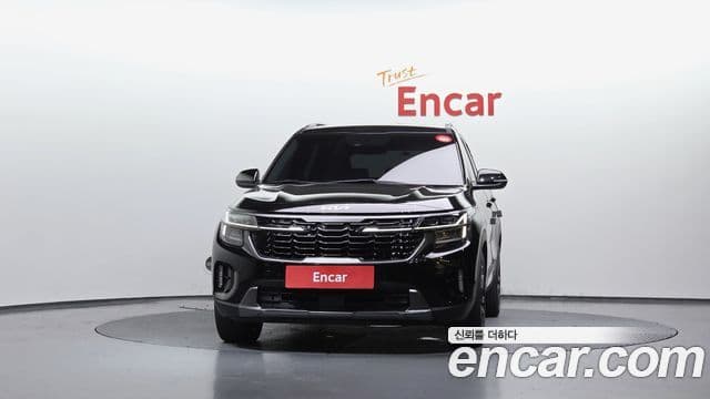 Kia Seltos 2022 — ფოტო 3/20