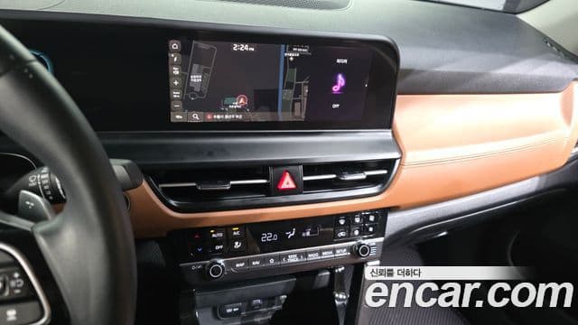 Kia Seltos 2022 — ფოტო 14/20