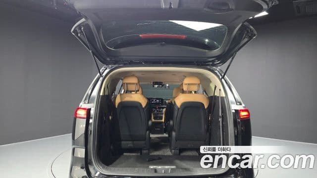 Kia Carnival 2021 — Фото 20/20