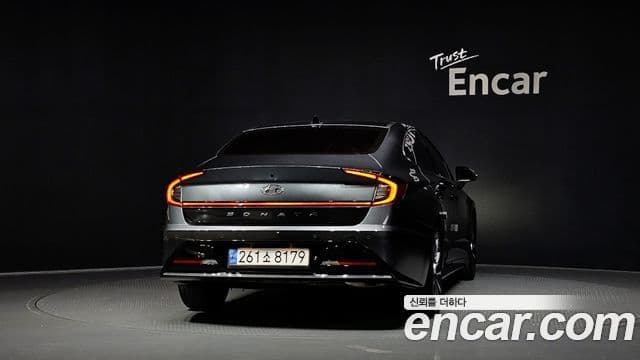 Hyundai Sonata 2022 — ფოტო 4/20