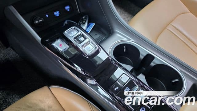 Hyundai Sonata 2022 — фото 9 из 20