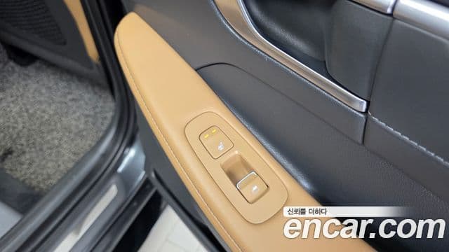 Hyundai Sonata 2022 — ფოტო 18/20