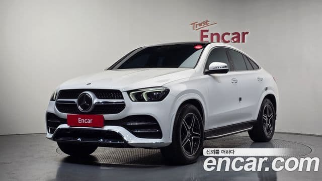 Mercedes-Benz GLE-Class 2021 — Фото 1/20