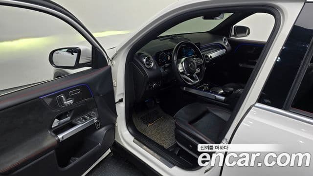 Mercedes-Benz GLB-Class 2021 — Şəkil 11/20