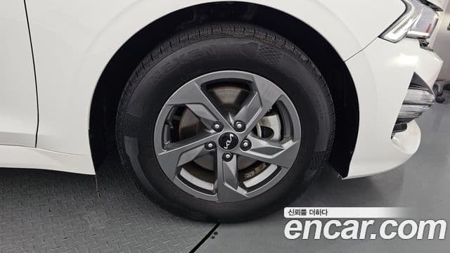 Kia K5 2023 — фото 5 из 20