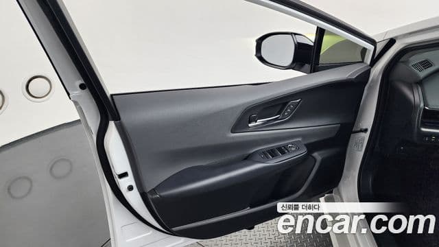 Toyota Prius 2025 — Photo 30/33
