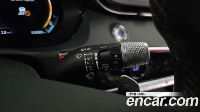 Genesis GV70 2021 — Şəkil 16/20
