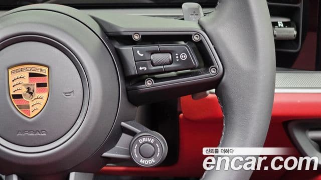Porsche Cayenne 2025 — Photo 27/38