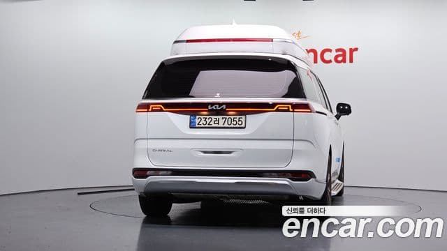 Kia Carnival 2023 — Şəkil 4/20