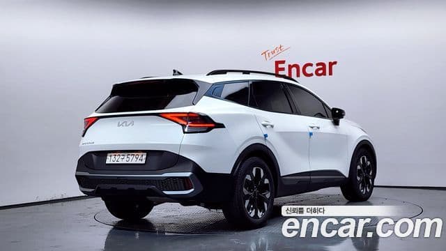 Kia Sportage 2022 — ფოტო 2/20