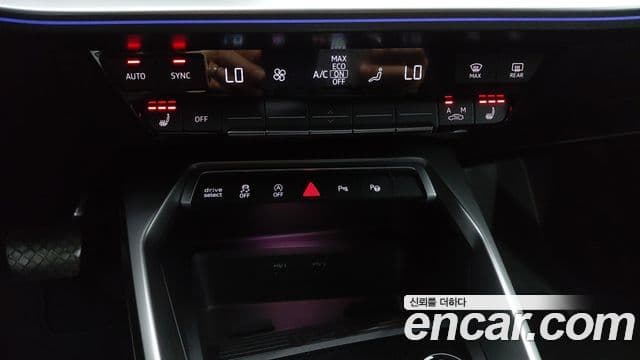 Audi A3 2022 — ფოტო 18/20