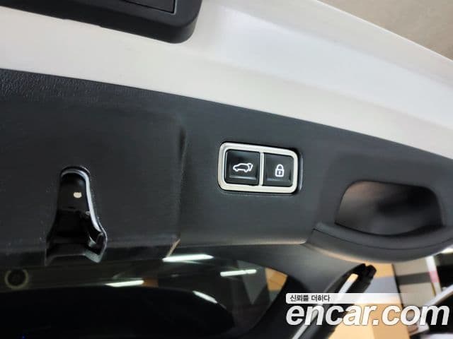 Kia Sorento 2021 — Фото 11/20