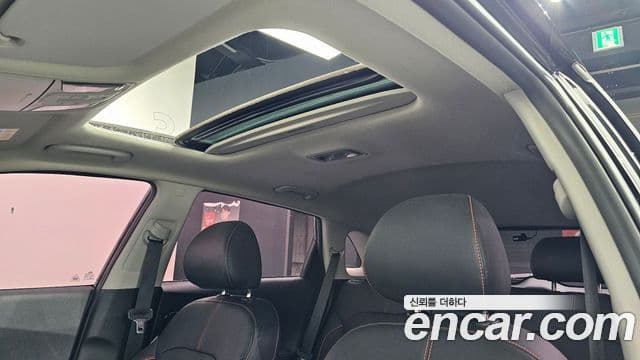 Kia Niro 2021 — Şəkil 19/20