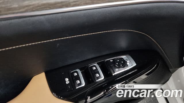 Kia K5 2021 — Photo 7/33