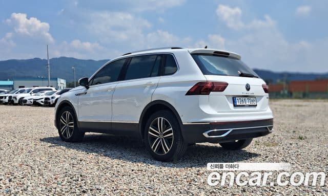 Volkswagen Tiguan 2023 — Şəkil 6/20
