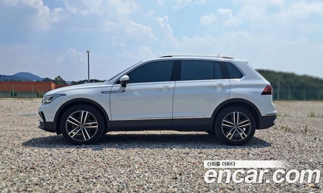 Volkswagen Tiguan 2023 — Şəkil 7/20