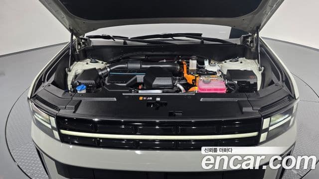 Hyundai Santa Fe 2023 — ფოტო 6/20