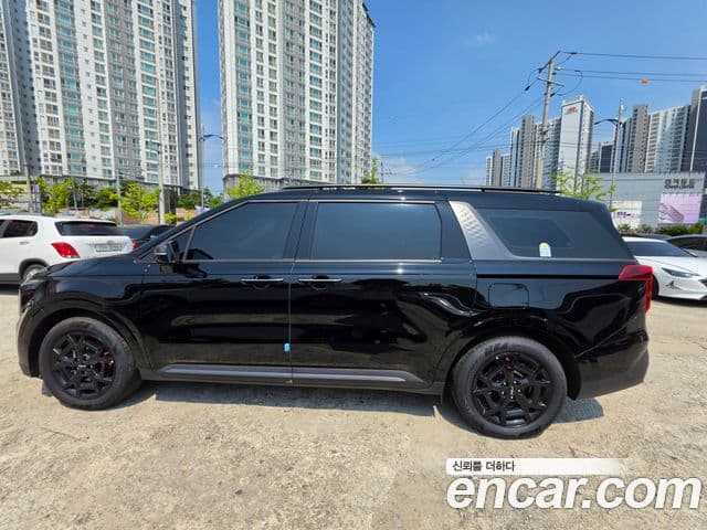 Kia Carnival 2025 — ფოტო 2/20