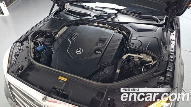 Mercedes-Benz S-Class 2018 — Фото 6/20