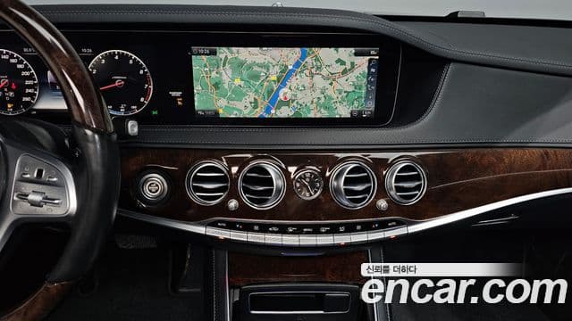 Mercedes-Benz S-Class 2018 — Фото 14/20