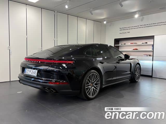 Porsche Panamera, 2024